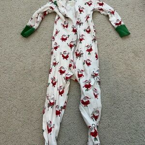 The Beaufort Bonnet Company Santa Print Kids Footie